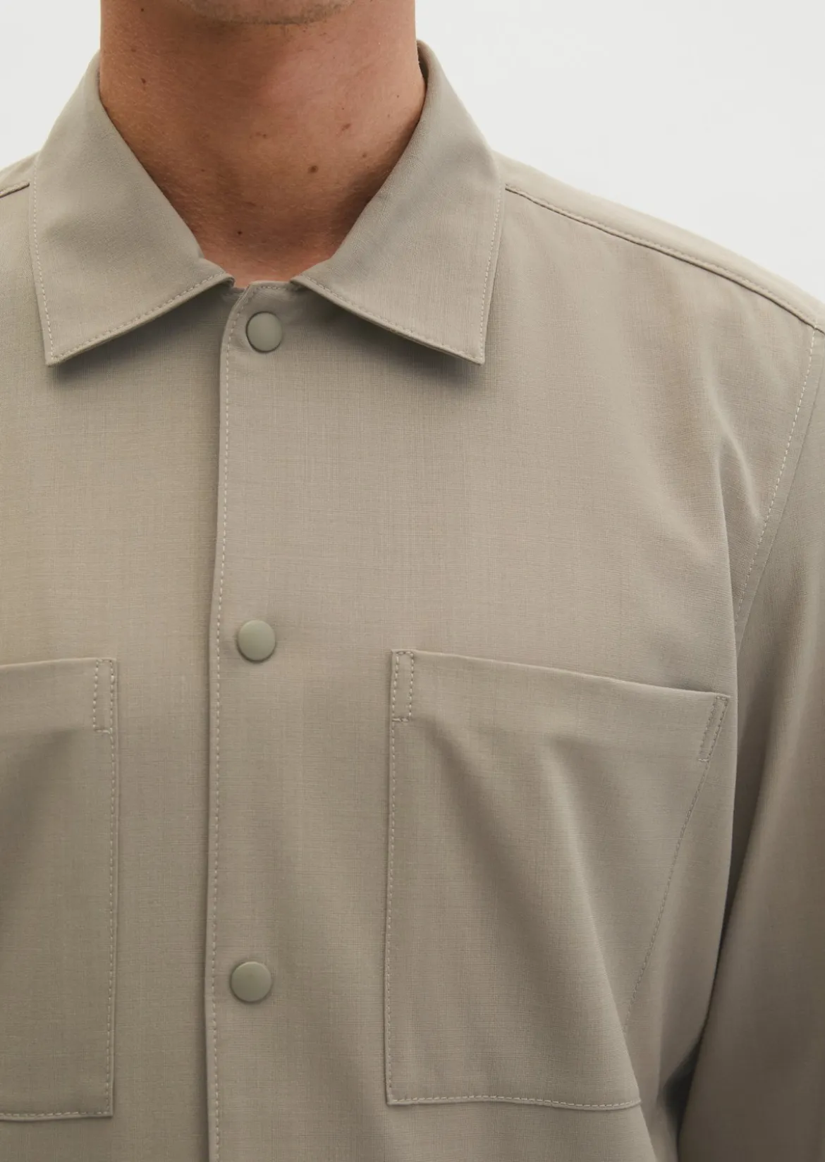 Overshirt DFB Travel Collection aus dehnbarem Tech Wool Blend