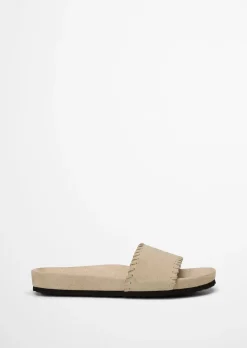 Pantolette Model Floria aus weichem Veloursleder