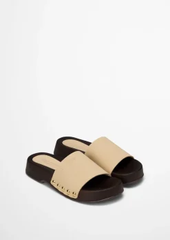 Pantolette Model Mary aus weichem Veloursleder