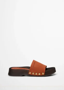 Pantolette Model Mary aus weichem Veloursleder
