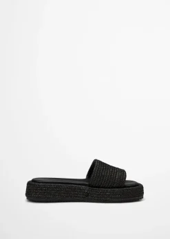 Plateau-Slides Model Larissa in Bastoptik