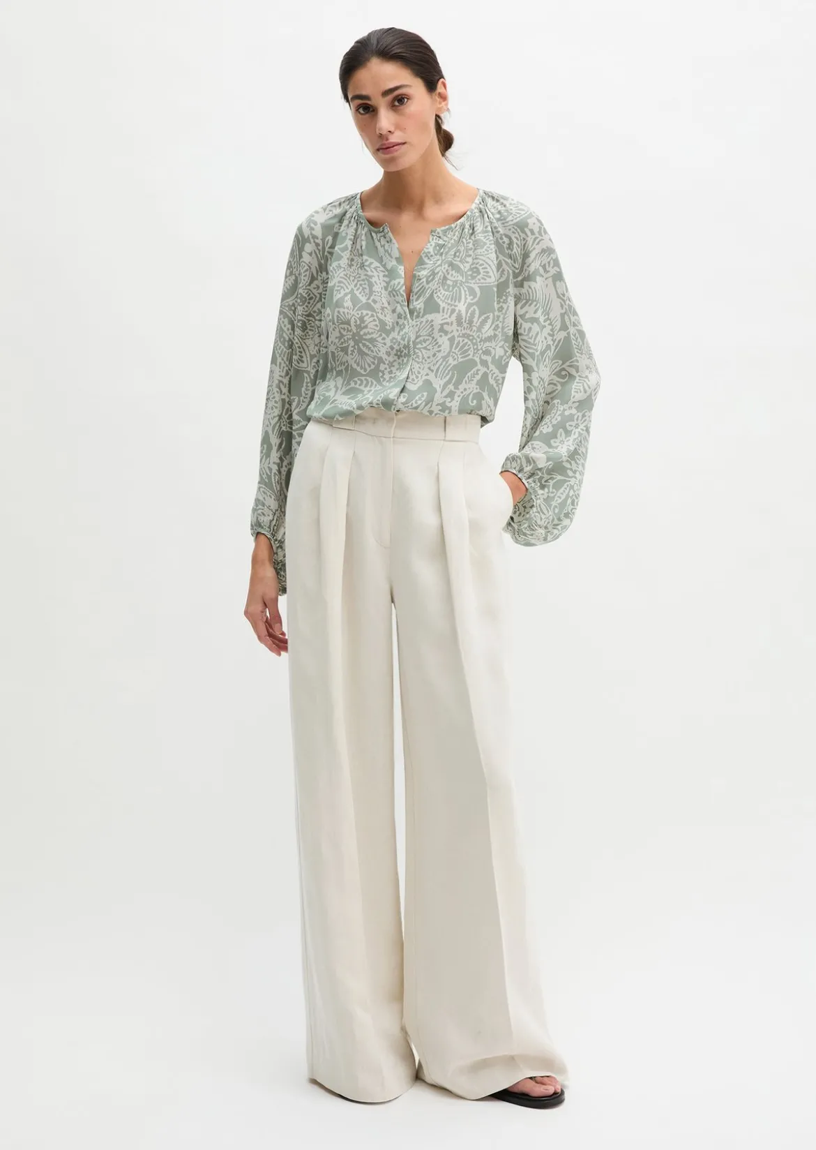 Print-Bluse loose aus leichtem Viskose-Twill