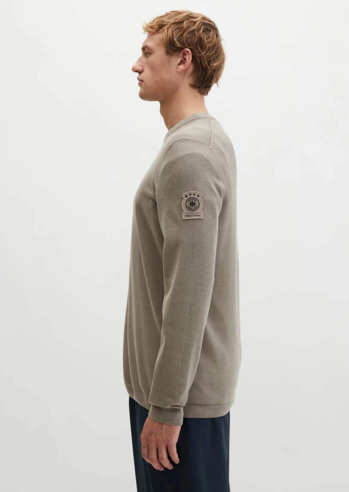 Pullover DFB Travel Collection aus reiner Bio-Baumwolle