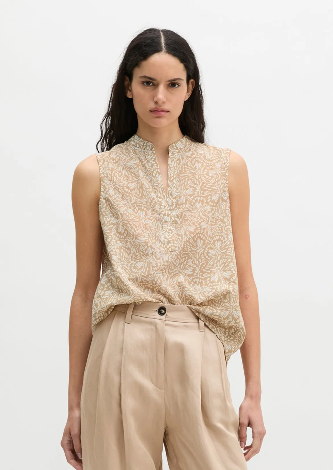 Ärmellose Bluse loose aus bedrucktem Baumwoll-Voile