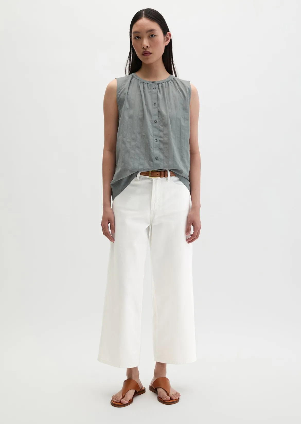 Ärmellose Bluse regular aus Baumwoll-Voile mit feiner Loch-Stickerei