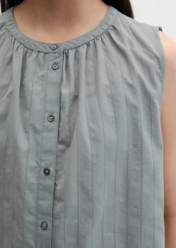 Ärmellose Bluse regular aus Baumwoll-Voile mit feiner Loch-Stickerei