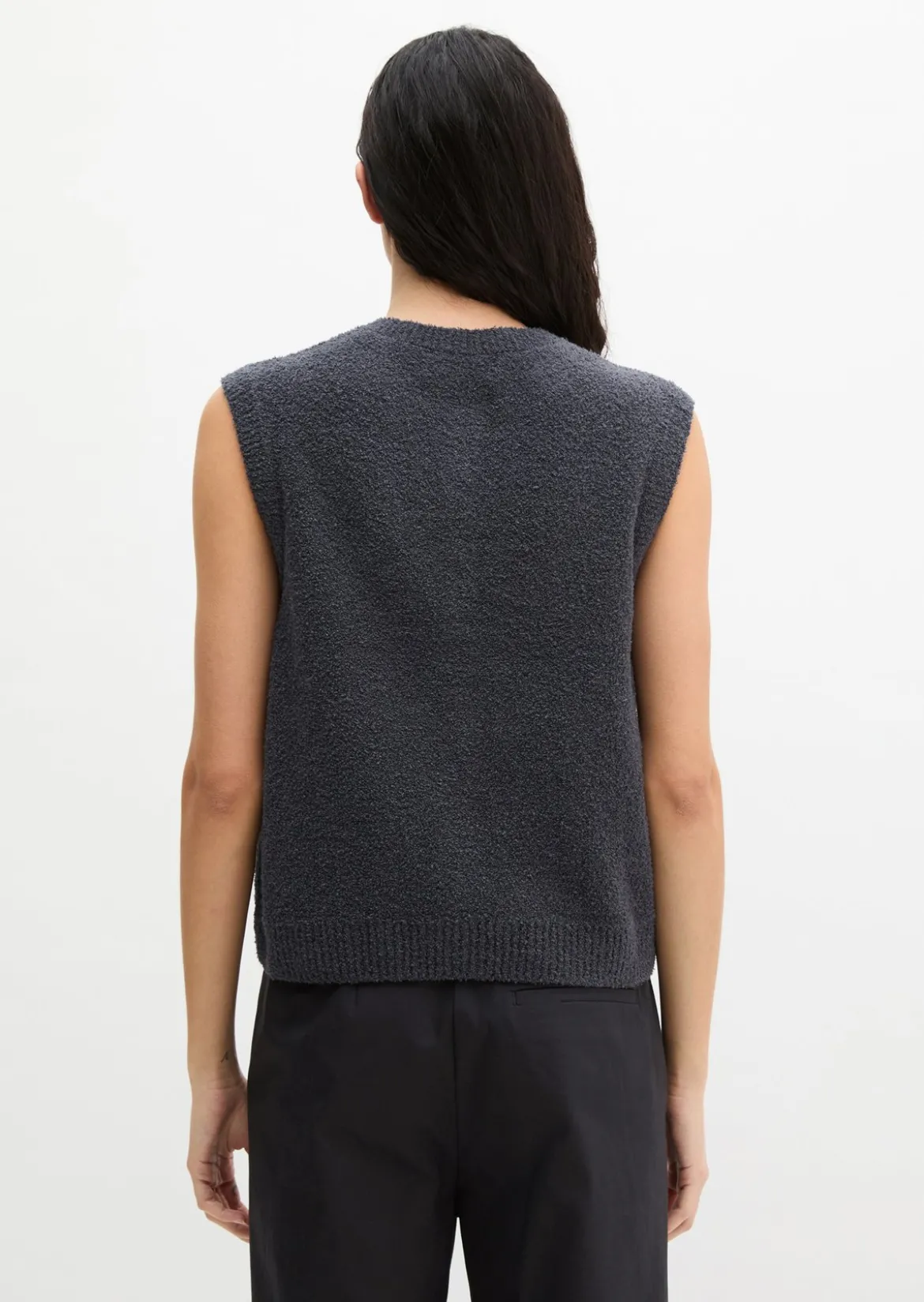 Ärmellose Strickweste regular aus Bouclé-Garn