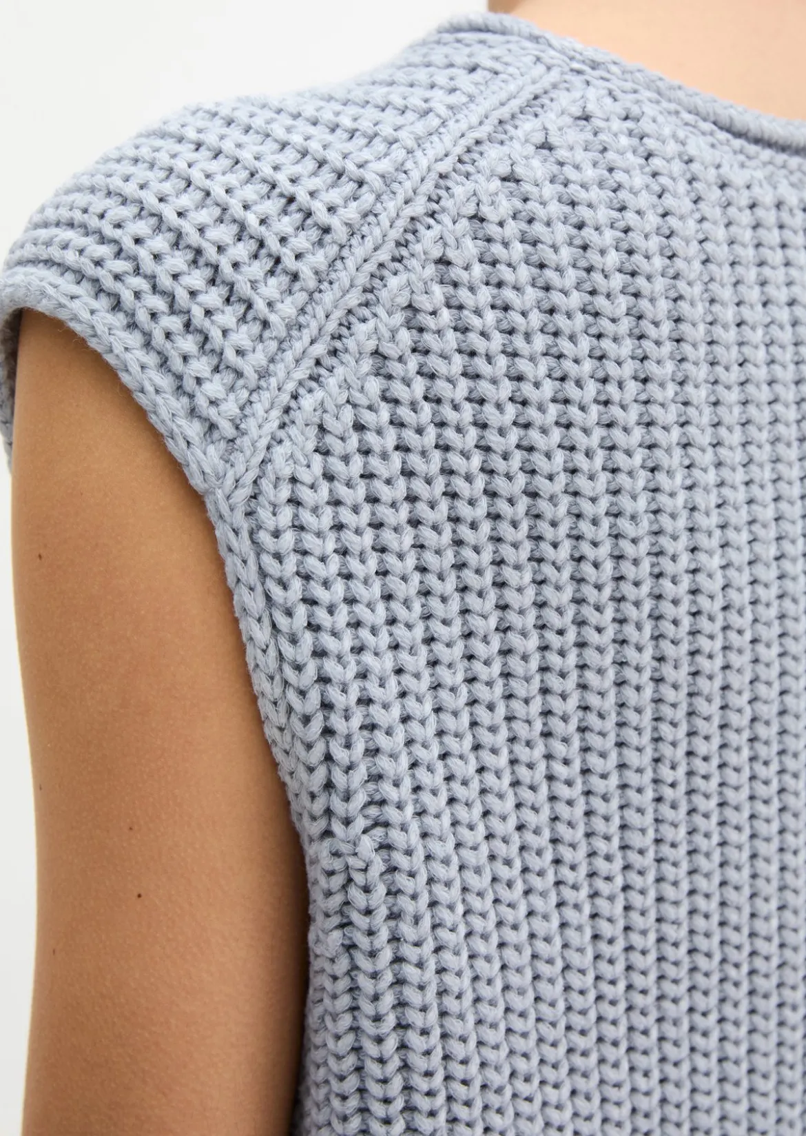 Ärmelloser Pullover loose aus weichem Bio-Baumwolle-Mix