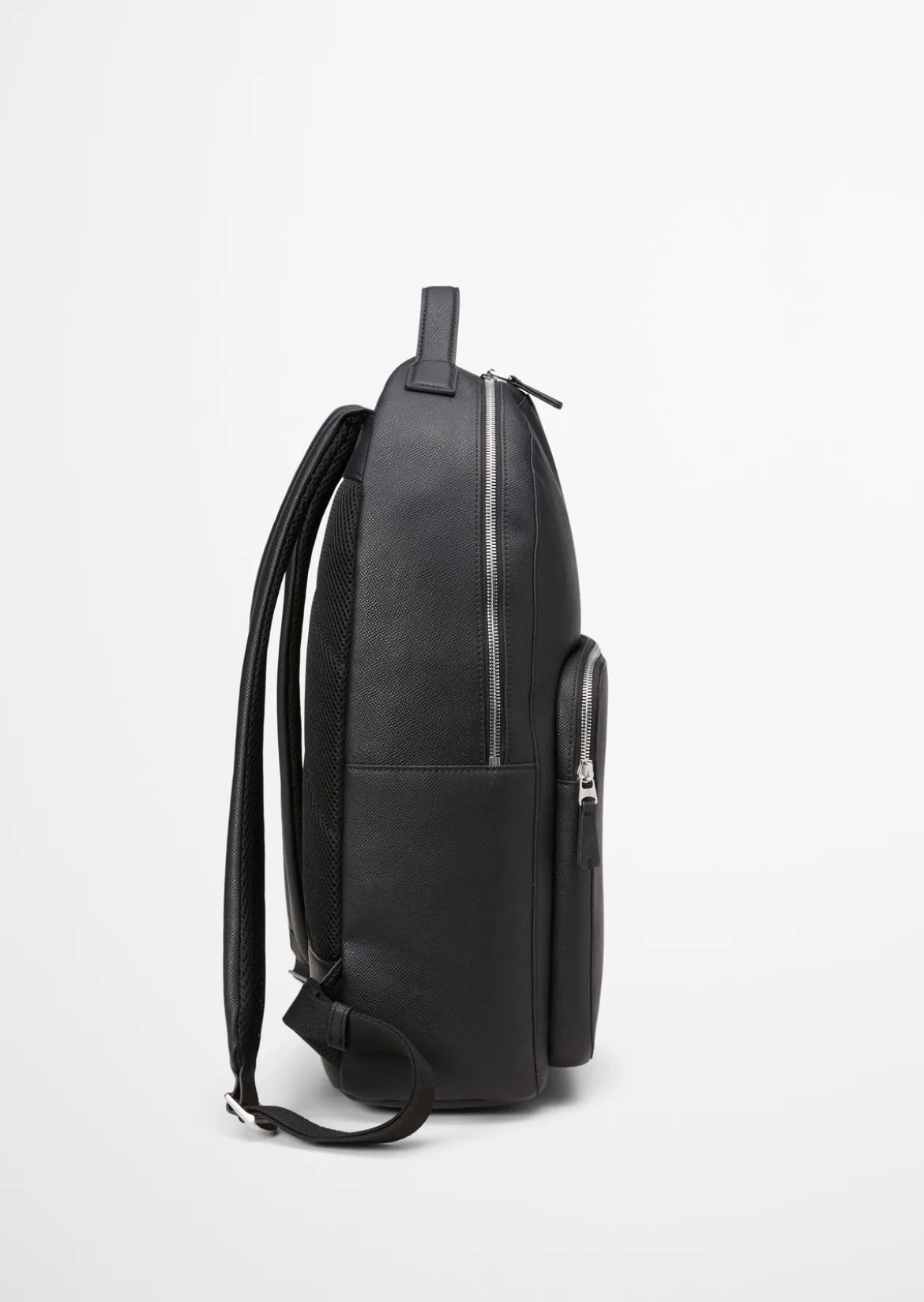 Rucksack aus einer Lederalternative aus recyceltem Polyester