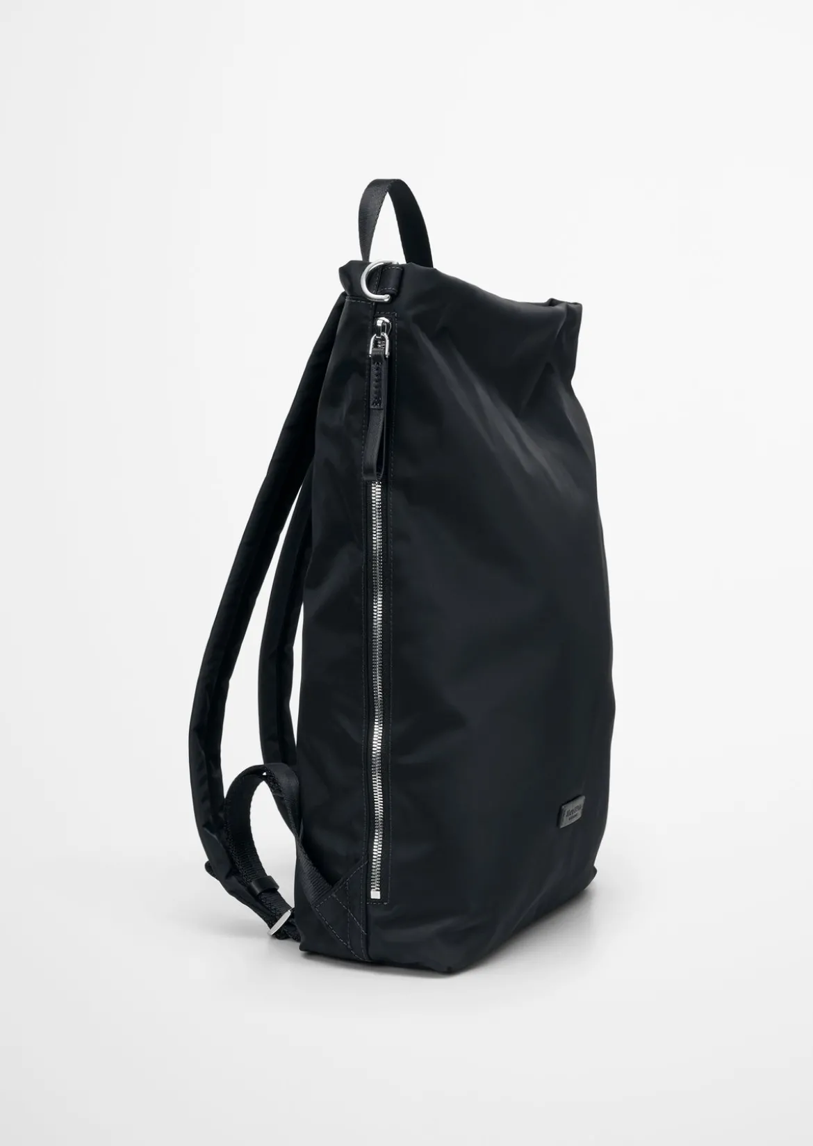 Rucksack medium aus recyceltem Material
