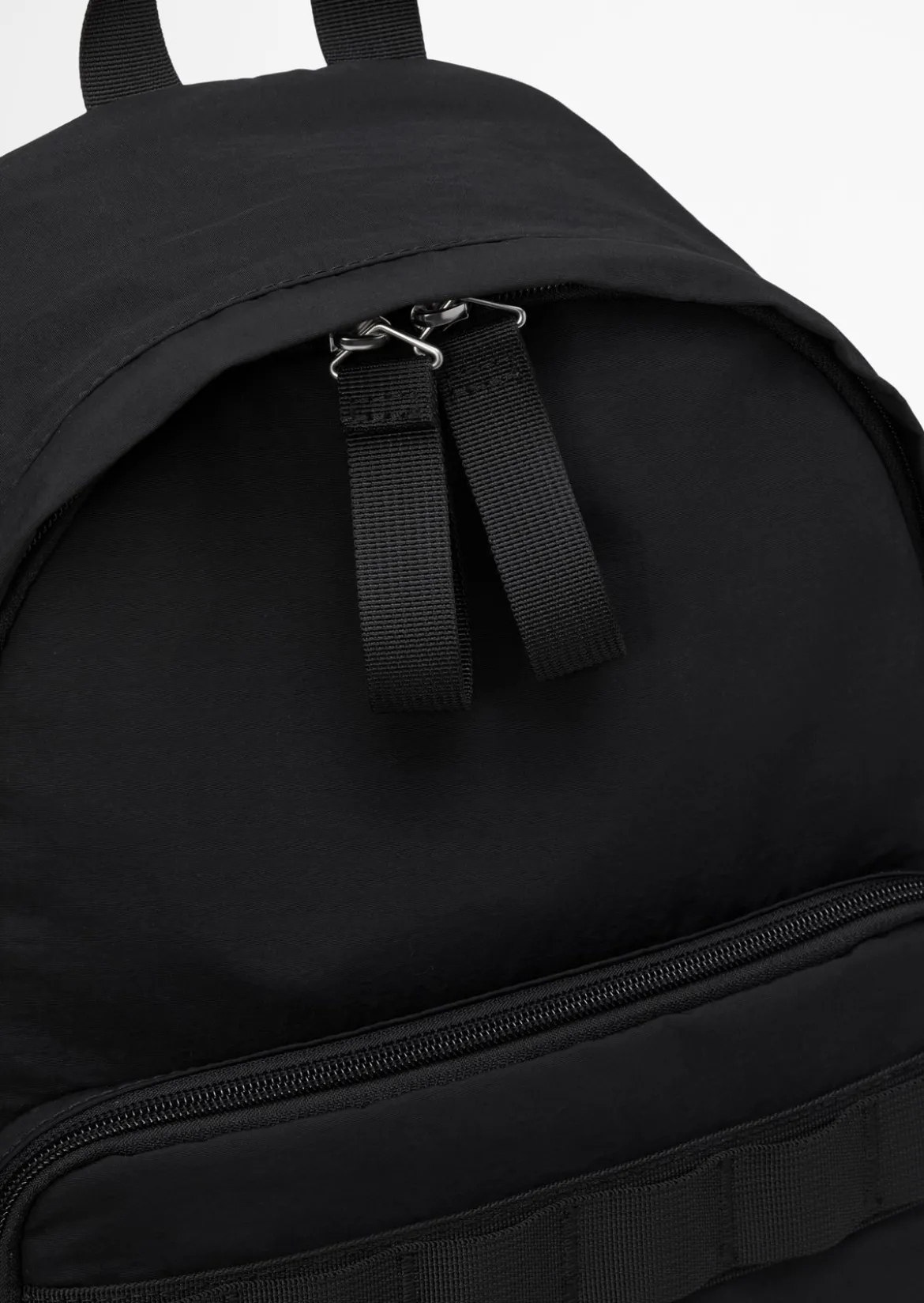 Rucksack medium aus recyceltem Nylon