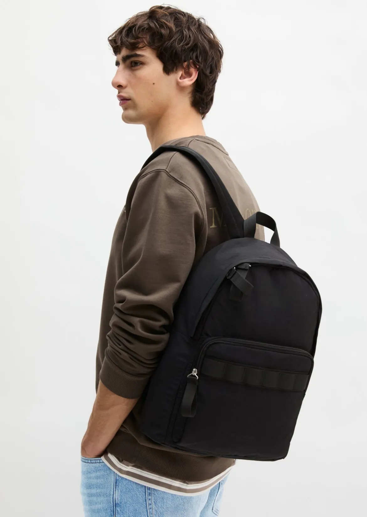 Rucksack medium aus recyceltem Nylon