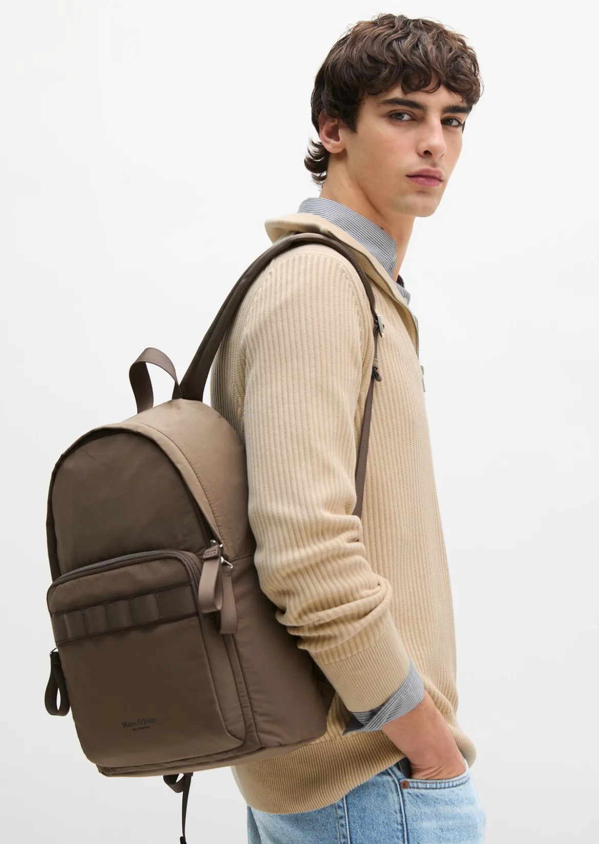 Rucksack medium aus recyceltem Nylon