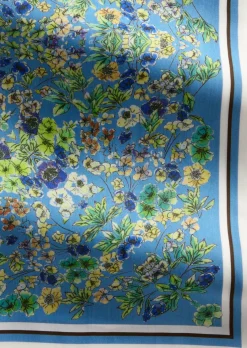 Satin-Foulard mit lässigem Print