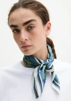 Satin-Foulard mit lässigem Print