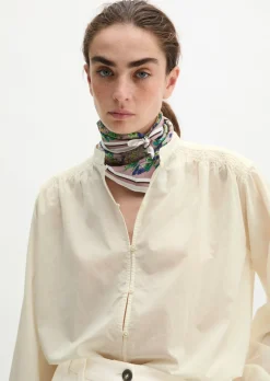 Satin-Foulard mit lässigem Print