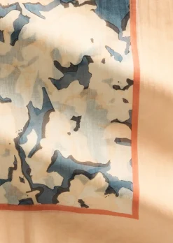 Schal mit Allover-Print mit TENCEL™ Lyocell