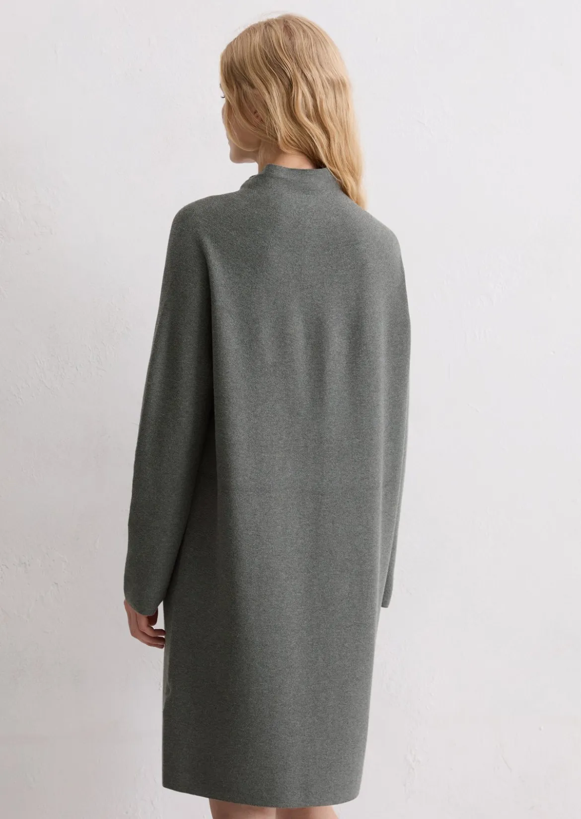 Seamless-Strickkleid loose aus softer Bio-Baumwolle