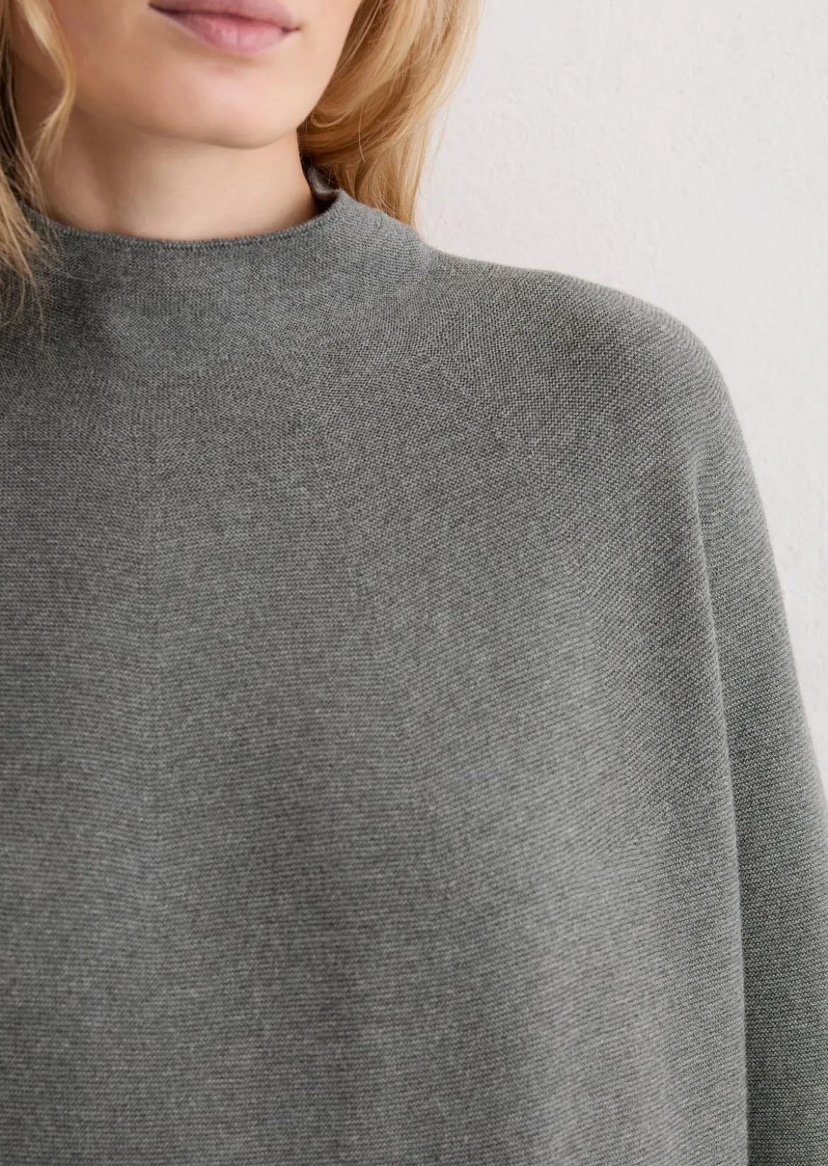 Seamless-Strickkleid loose aus softer Bio-Baumwolle