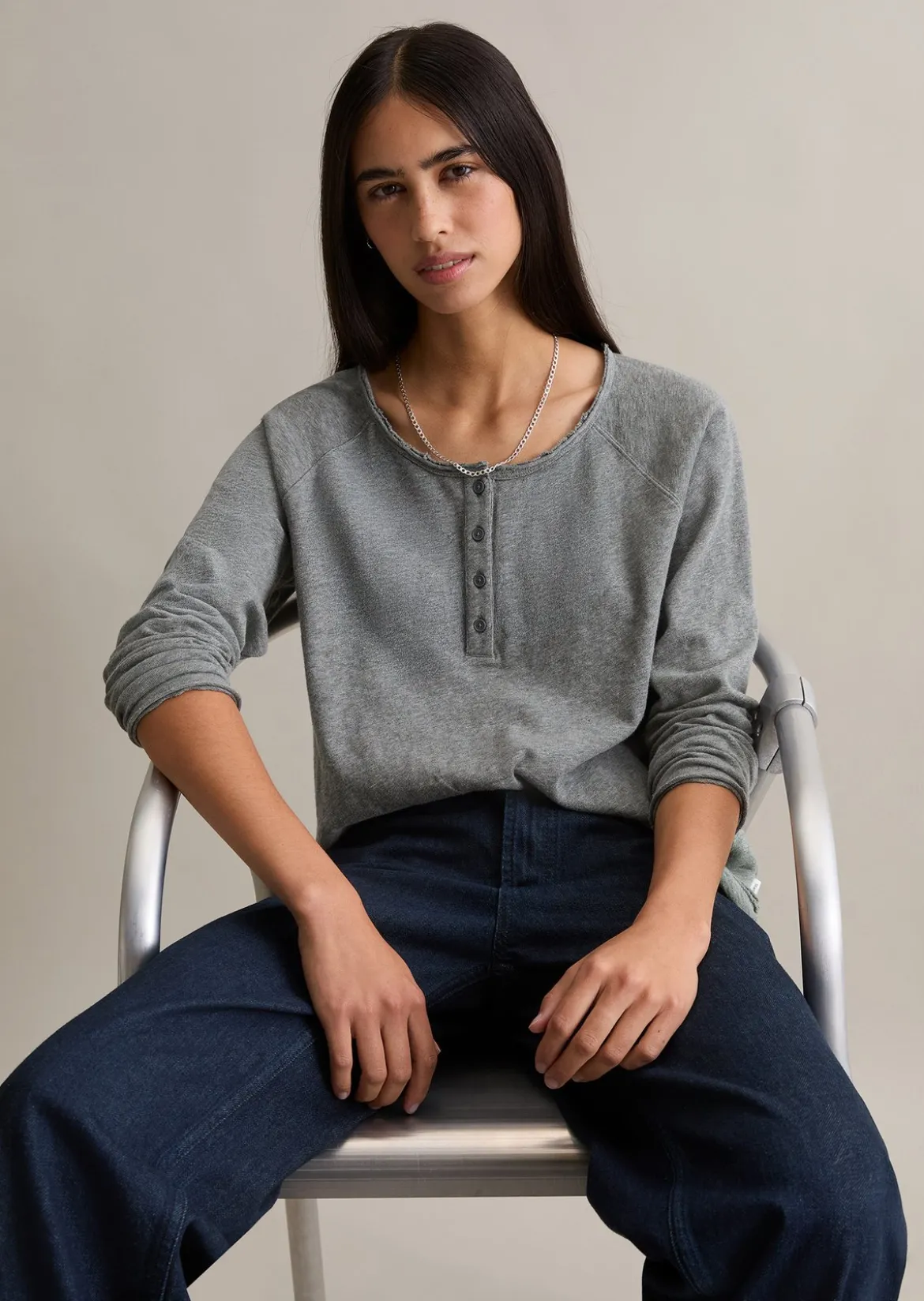 Serafino-Longsleeve relaxed aus weichem Slub Heavy Jersey