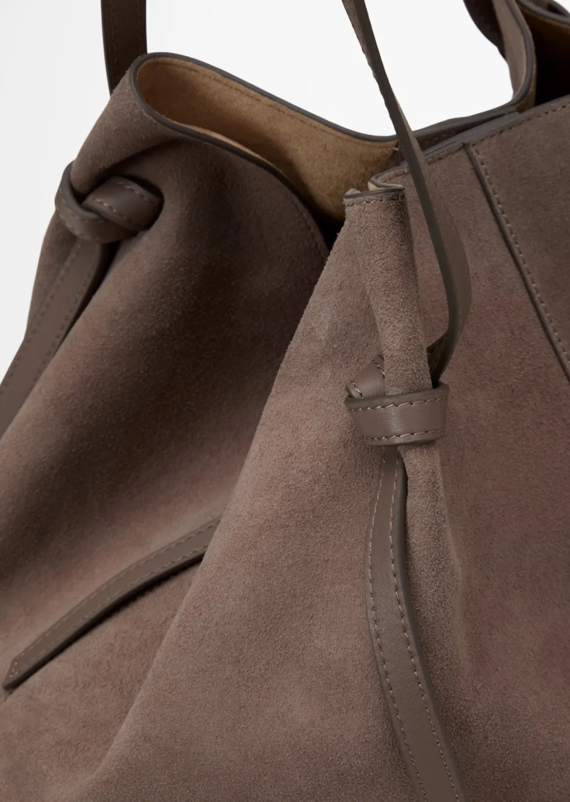 Shopper aus geschmeidigem Velours-Rindleder