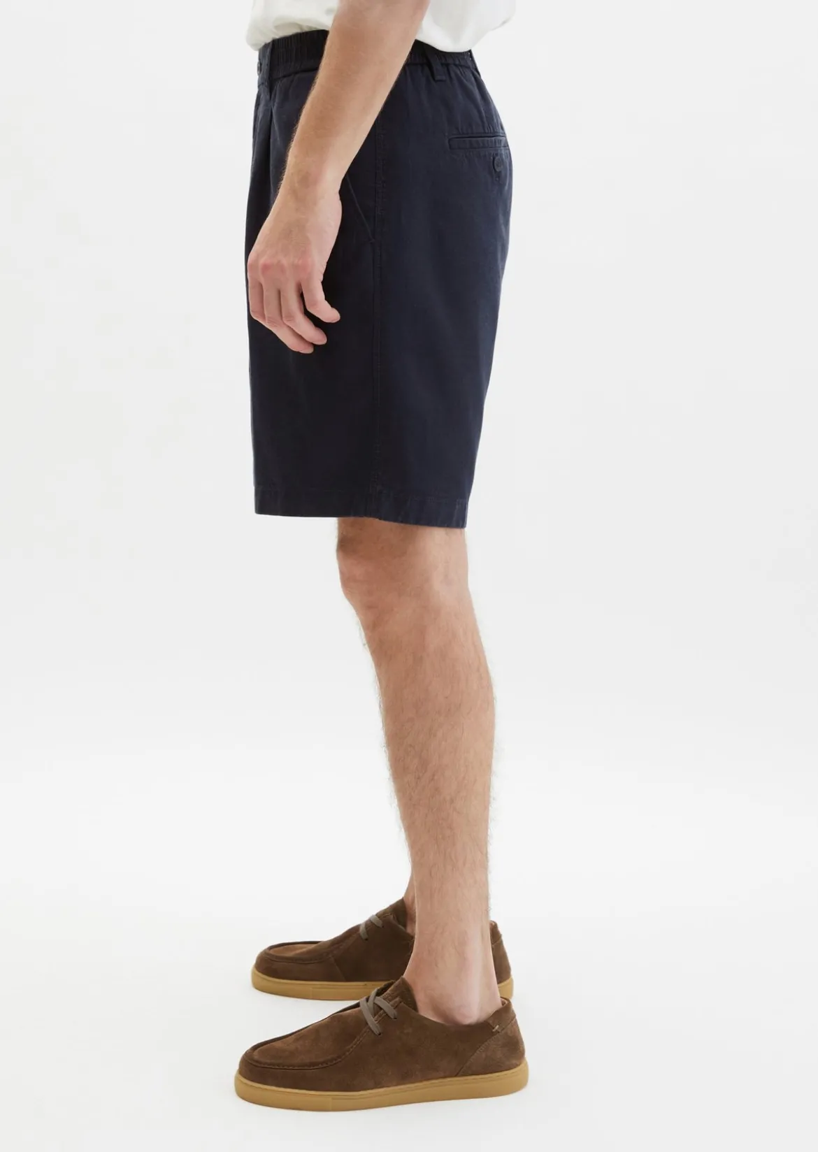 Shorts Model Eksjö Jogger pleats relaxed aus TENCEL™ Lyocell -Leinen-Mix