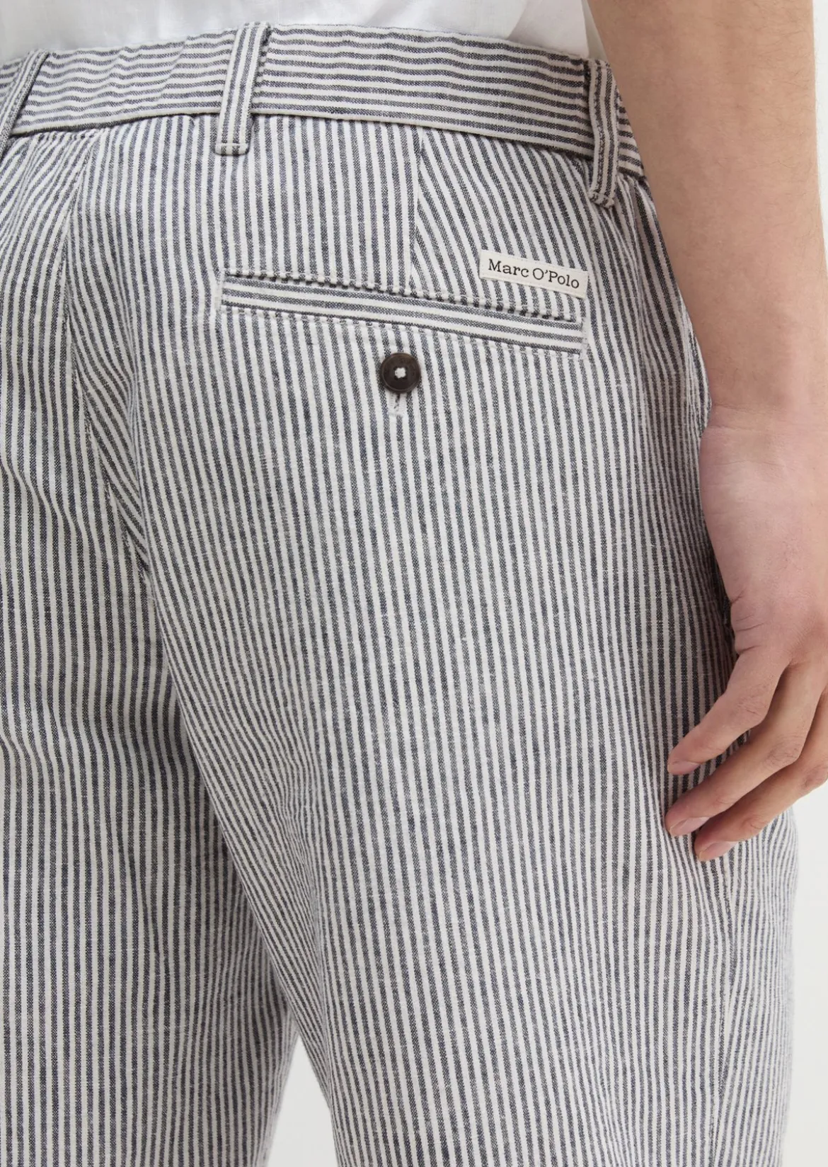 Shorts Model Reso Jogger regular aus Leinen und Bio-Baumwolle
