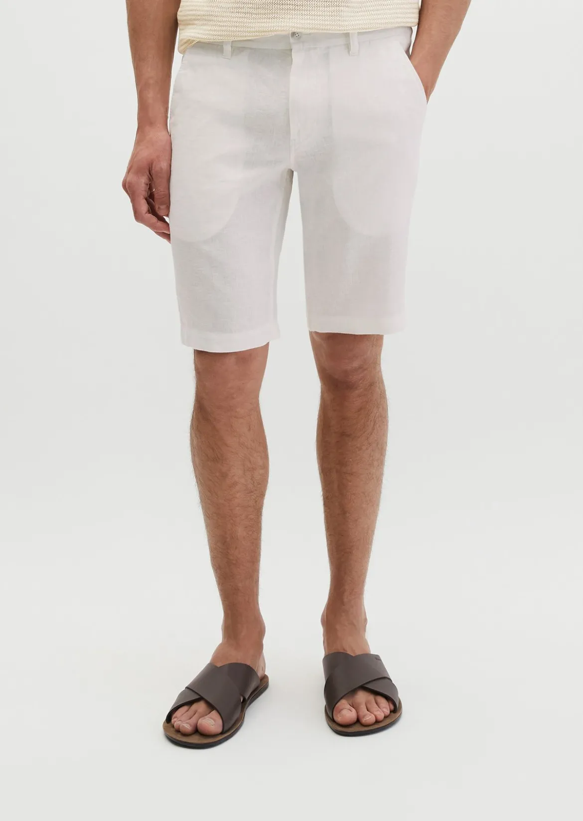 Shorts Model Reso Jogger regular aus europäischem Leinen