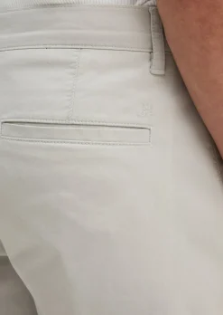 Shorts Model Reso regular aus leichtem Stretch-Twill