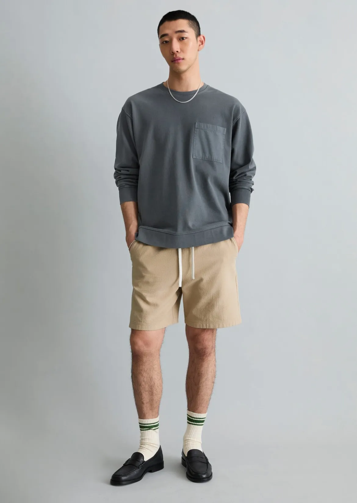 Shorts regular mit elastischem Bund