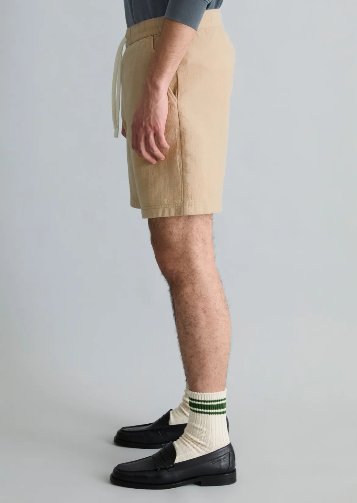 Shorts regular mit elastischem Bund
