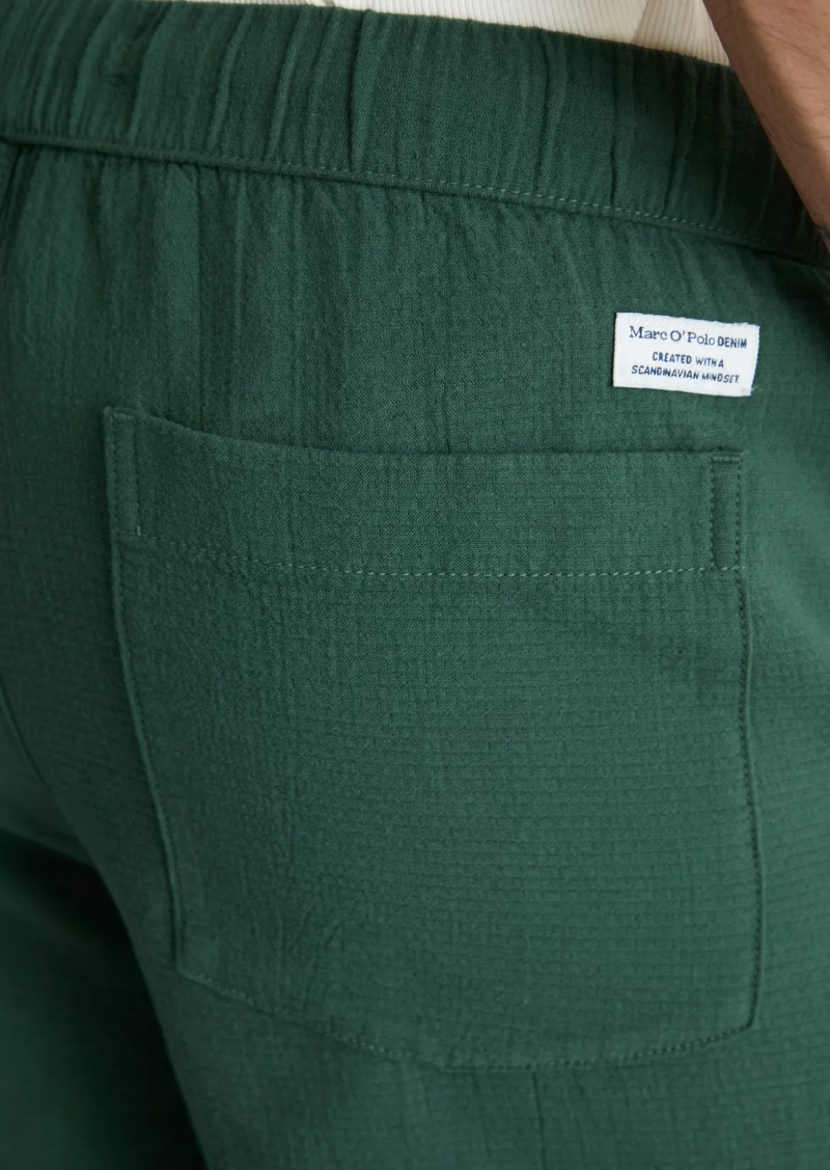 Shorts regular mit elastischem Bund
