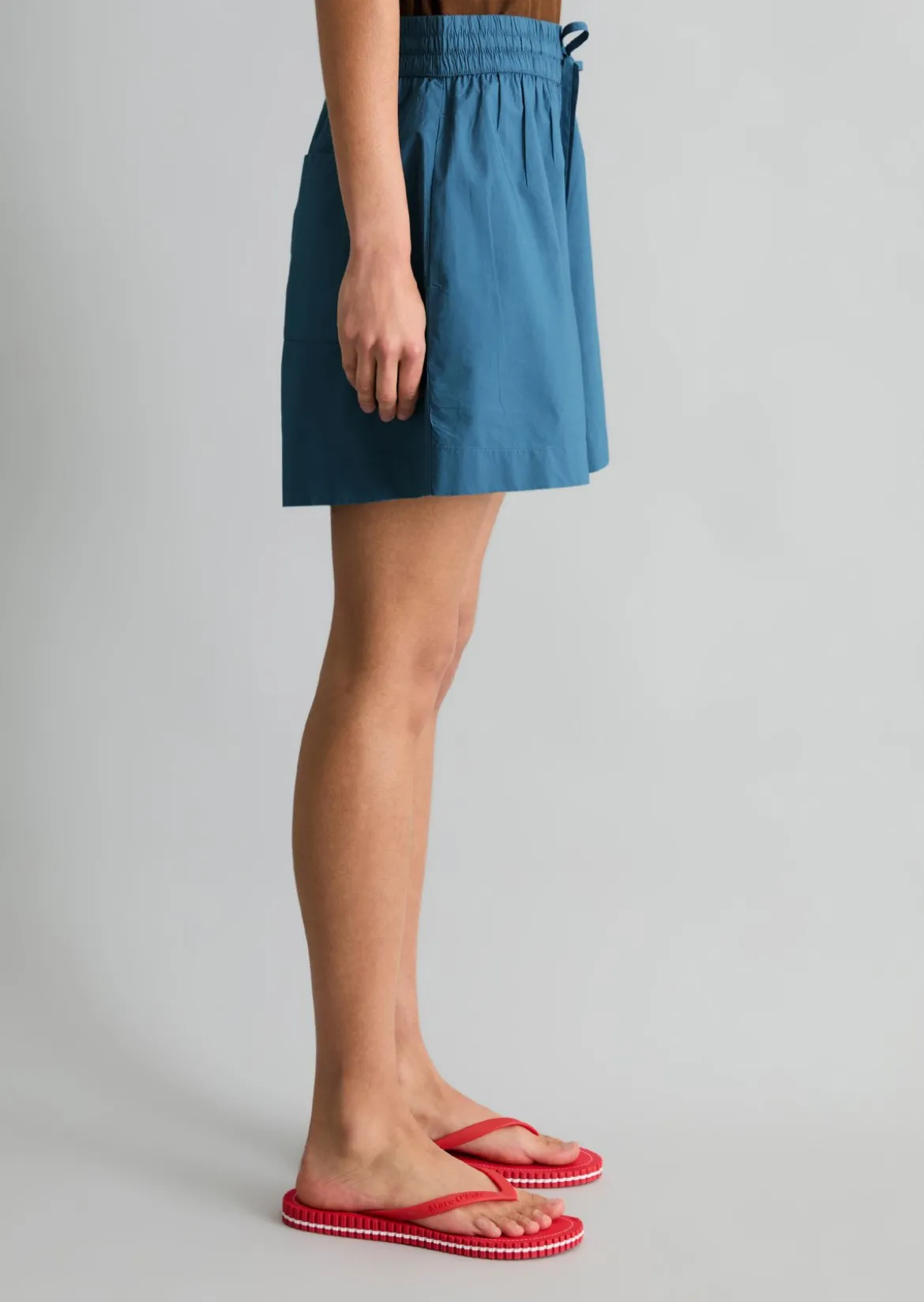Shorts relaxed aus Papertouch-Popeline