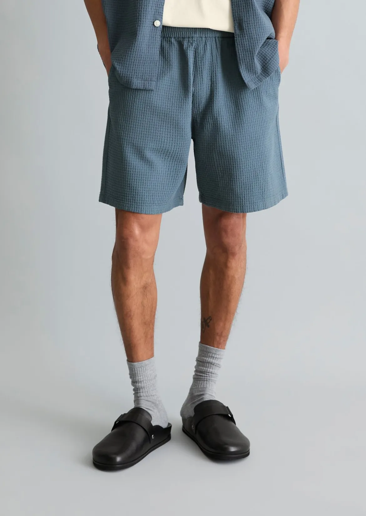 Shorts relaxed mit feiner Waffel-Struktur