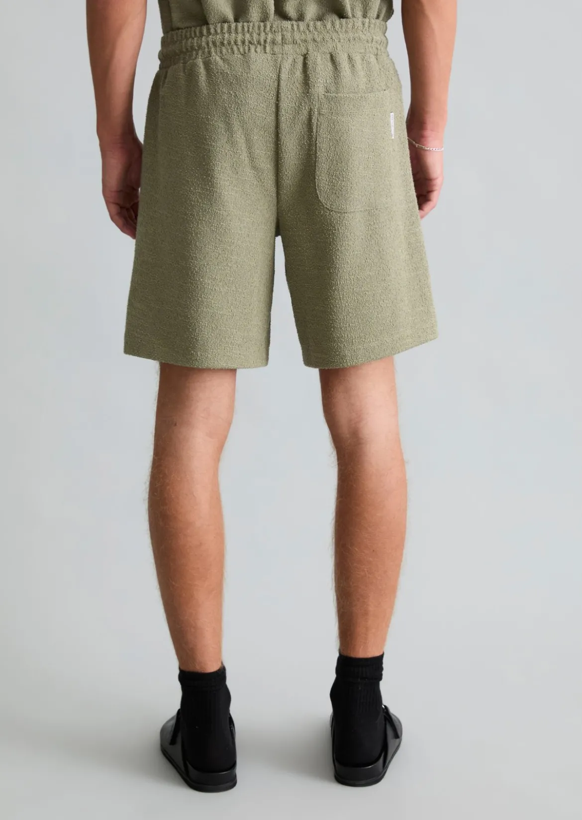 Shorts relaxed mit feiner Bouclé-Struktur
