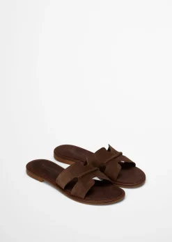 Slide Model Babette mit modernen Cut-Outs