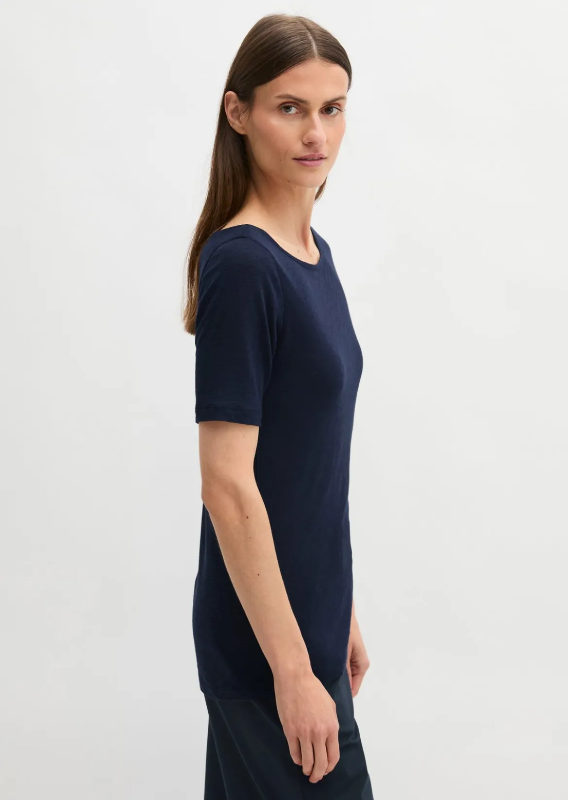 Slub-Jersey-T-Shirt regular mit U-Boot-Ausschnitt