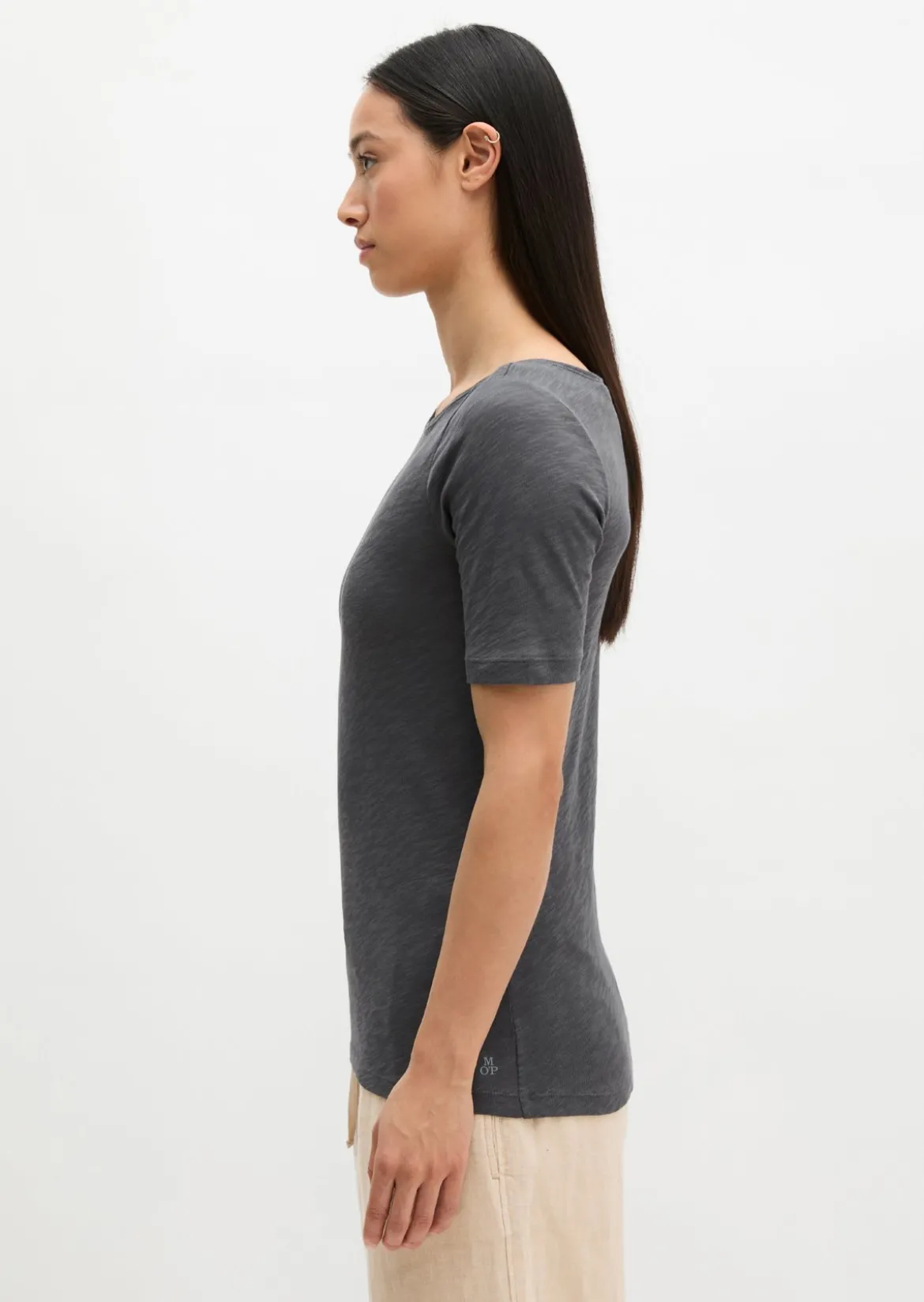 Slub-Jersey-T-Shirt regular mit U-Boot-Ausschnitt