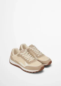 Sneaker Model Bella aus softem Veloursleder