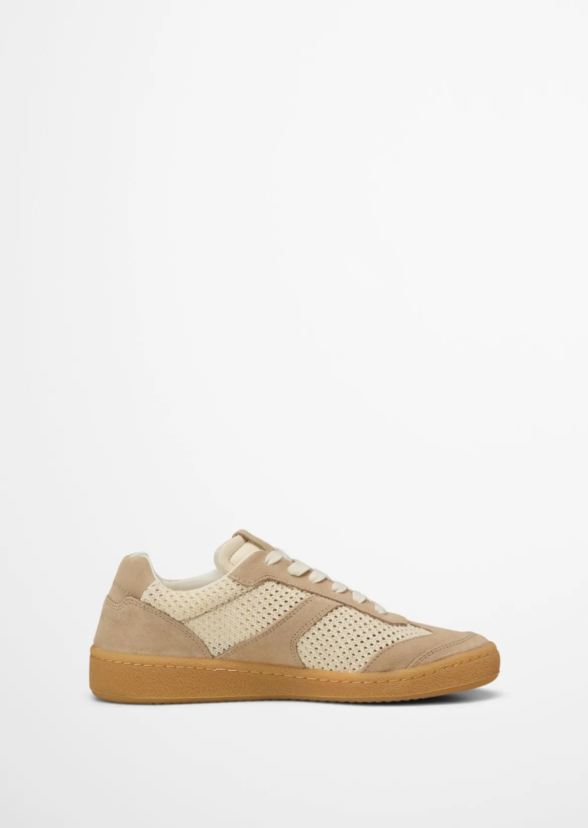 Sneaker Model Court aus edlem Rindleder mit Häkeleinsätzen