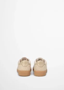 Sneaker Model Court aus Leder und Teddyfell