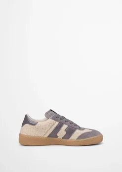Sneaker Model Court aus Leder und Teddyfell
