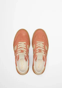Sneaker Model Court mit Struktur-Akzenten