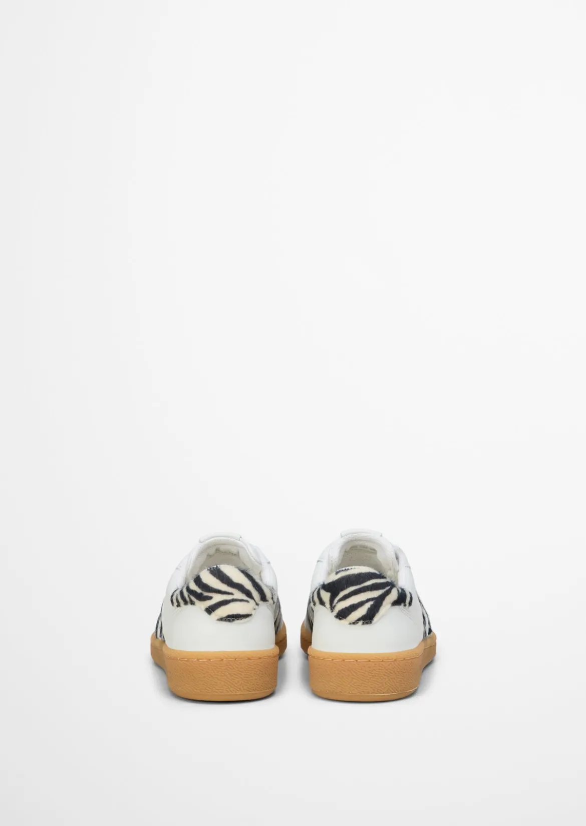Sneaker Model Court mit Zebrafellakzenten