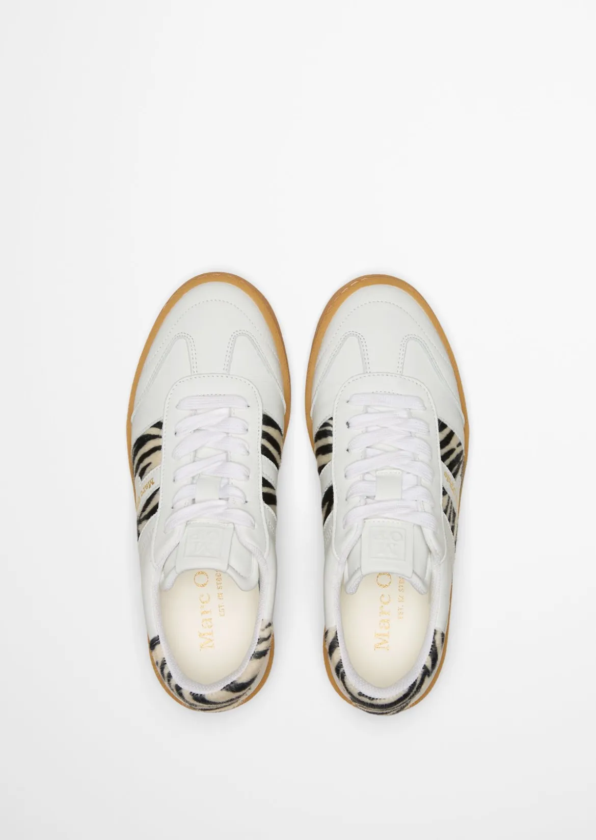 Sneaker Model Court mit Zebrafellakzenten