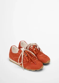 Sneaker Model Fabiana mit zweifacher Schnürung
