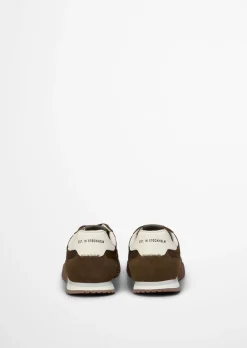 Sneaker Model Gustaf aus Leder und Polyester
