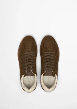 Sneaker Model Gustaf aus Leder und Polyester