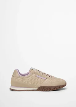Sneaker Model Gustafina aus Leder und Polyester
