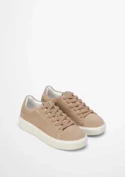 Sneaker Model Kaira aus softem Veloursleder